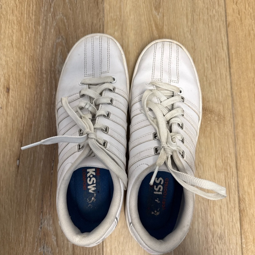 K-Swiss White Leather Sneakers Women’s 7 Classic Court Lace Up Shoes - Picture 2 of 10